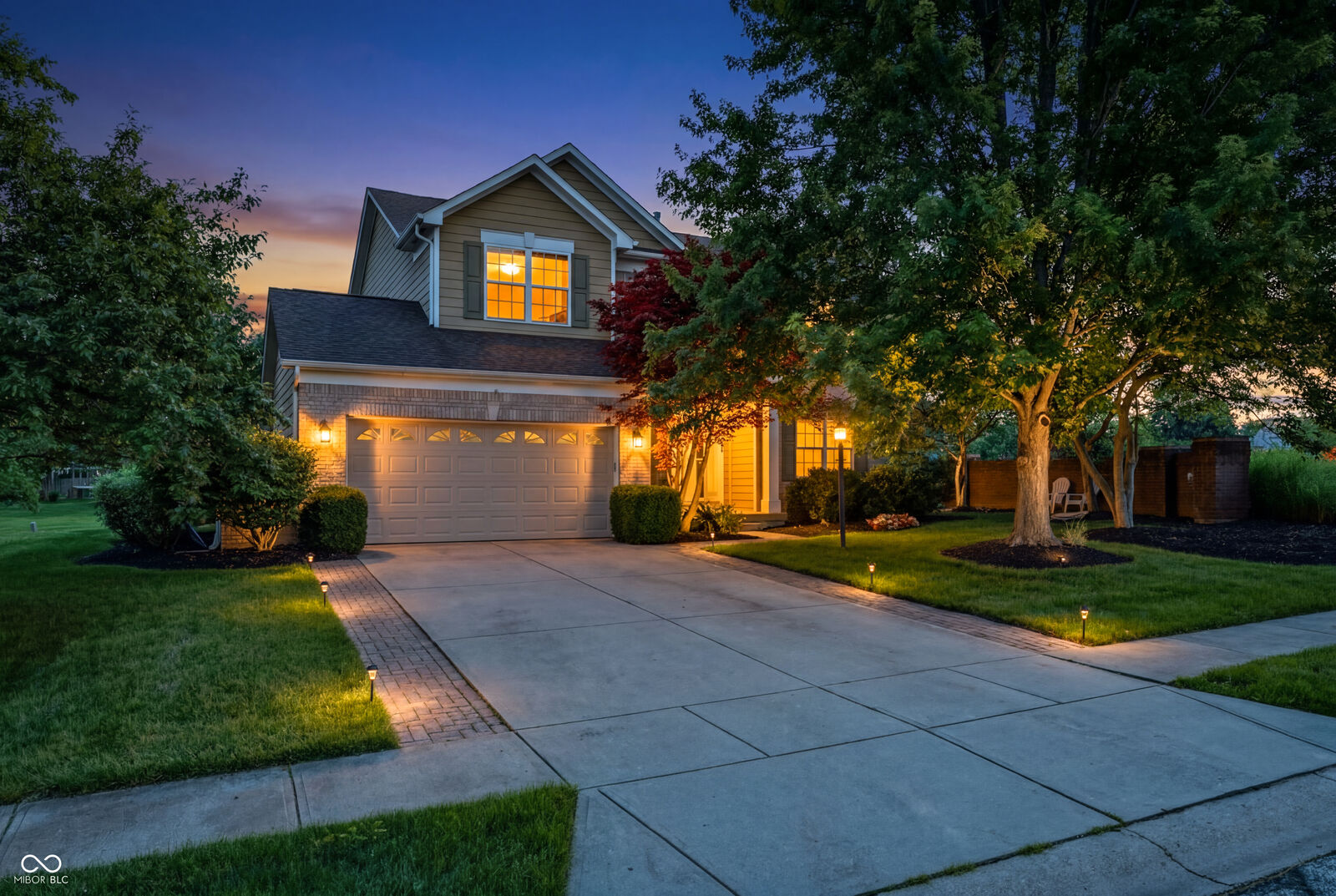 Property Photo:  14105 Conner Knoll Parkway  IN 46038 