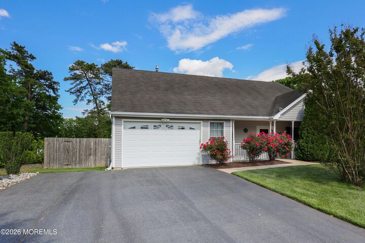 Property Photo:  318 Taylor Street  NJ 08087 