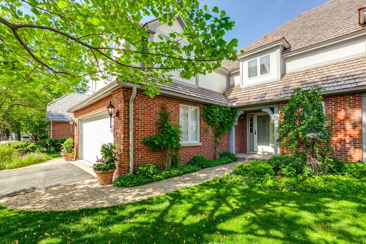 Property Photo: 1066 Franz Drive IL 60045