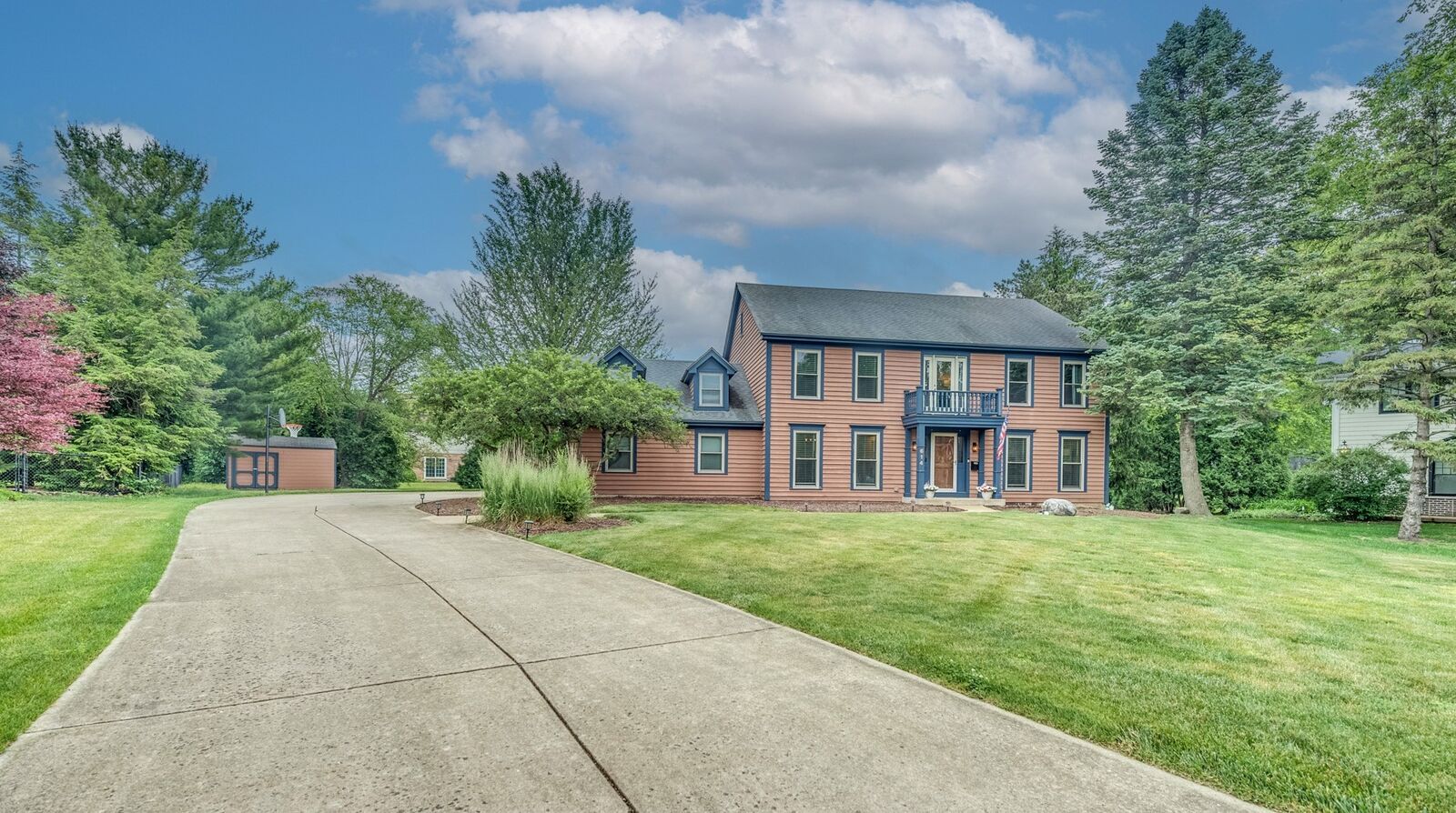Property Photo:  614 Marion Avenue  IL 60174 