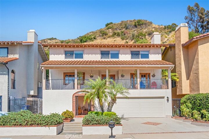 Property Photo: 1746 Rudell Road CA 91501