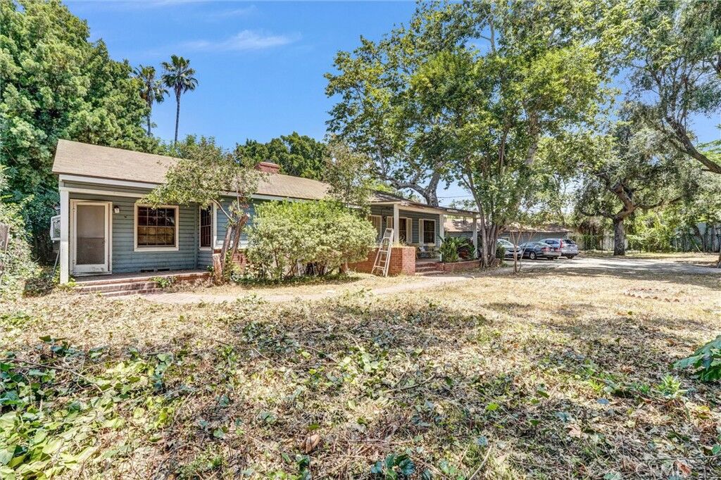Property Photo:  13505 Hatteras  CA 91401 