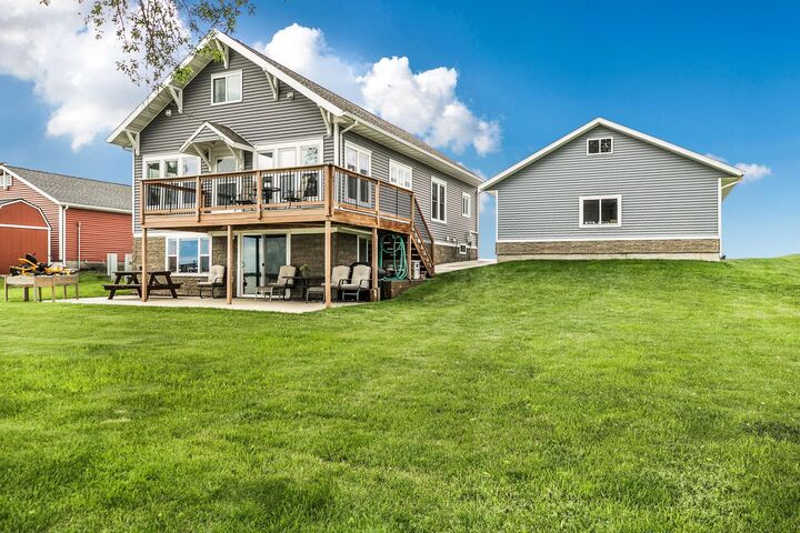 Property Photo: 7998 147th Avenue SE MN 56253
