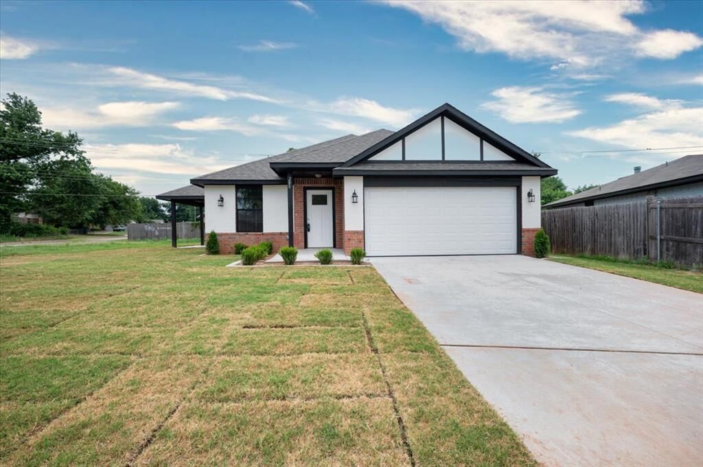 Property Photo: 280 Windsor Way OK 73110