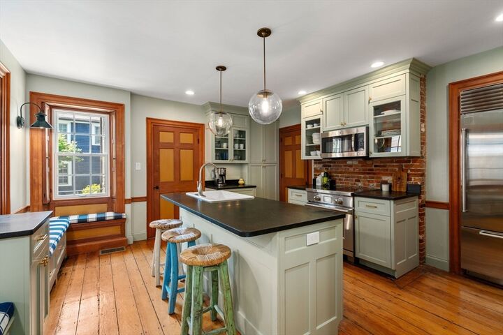 Property Photo: 16 Cordis St 16 MA 02129