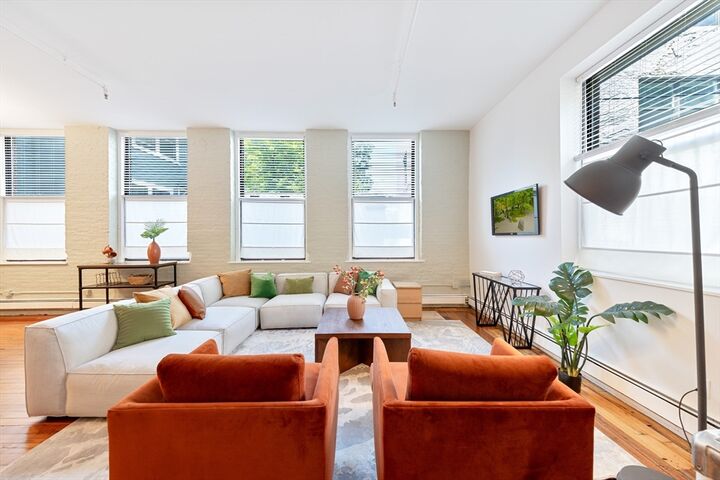 Property Photo: 69 Harvey St 3 MA 02141