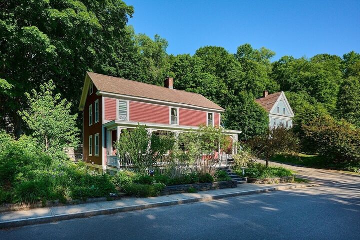 Property Photo:  34 Sears St  MA 01370 