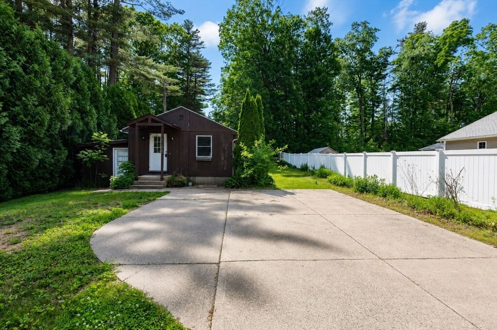 Property Photo:  603 Alden St  MA 01056 