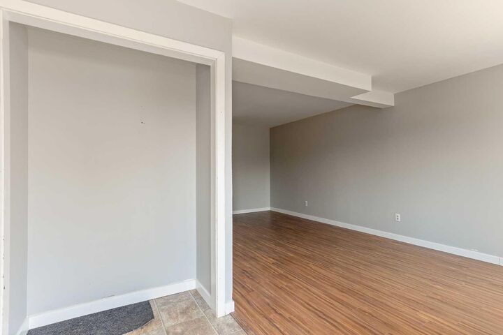 Property Photo:  19 Third Avenue SE 2  SK S0M 1R0 
