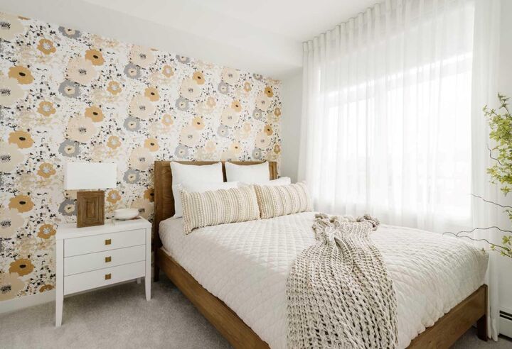 Property Photo:  14910 1 Street NW 1316  AB T2C 3G3 