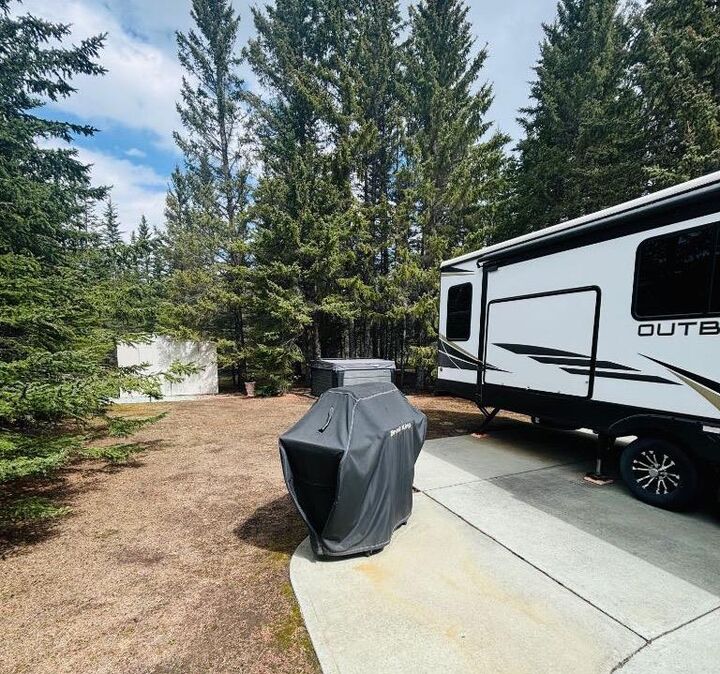 Property Photo:  32351 Range Road 55  AB T0M 1X0 