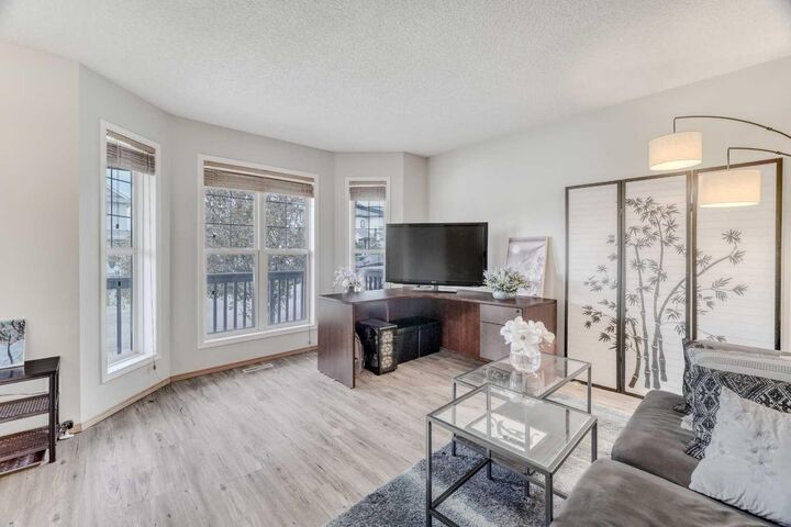 Property Photo:  170 Arbour Grove Close NW  AB T3G 4J2 