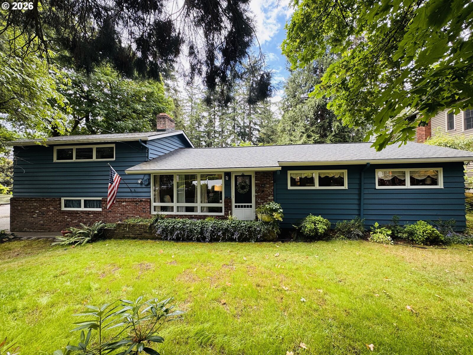 Property Photo:  3112 Upper Dr  OR 97035 