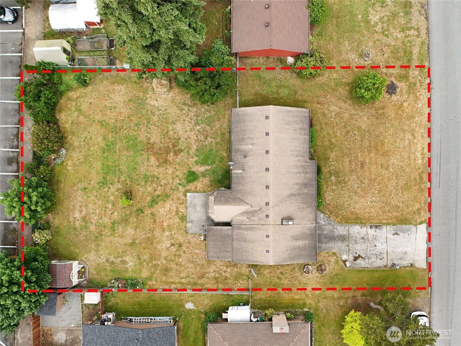 Property Photo:  9314  44th Drive NE  WA 98270 
