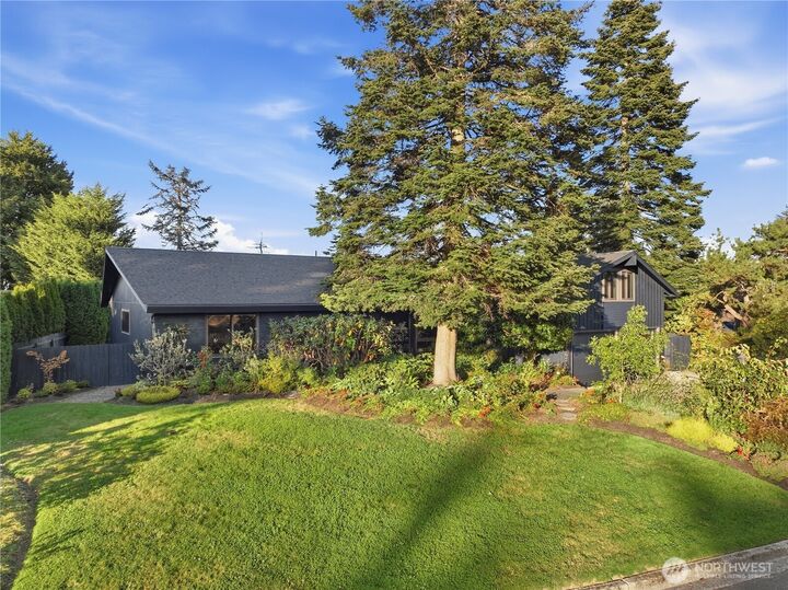 Property Photo:  29902  2nd Place SW  WA 98023 