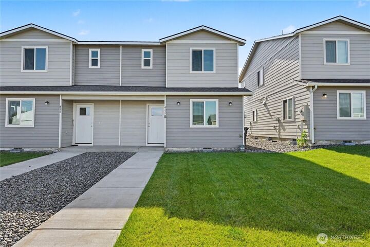 Property Photo:  415 N Fifth Avenue  WA 99326 