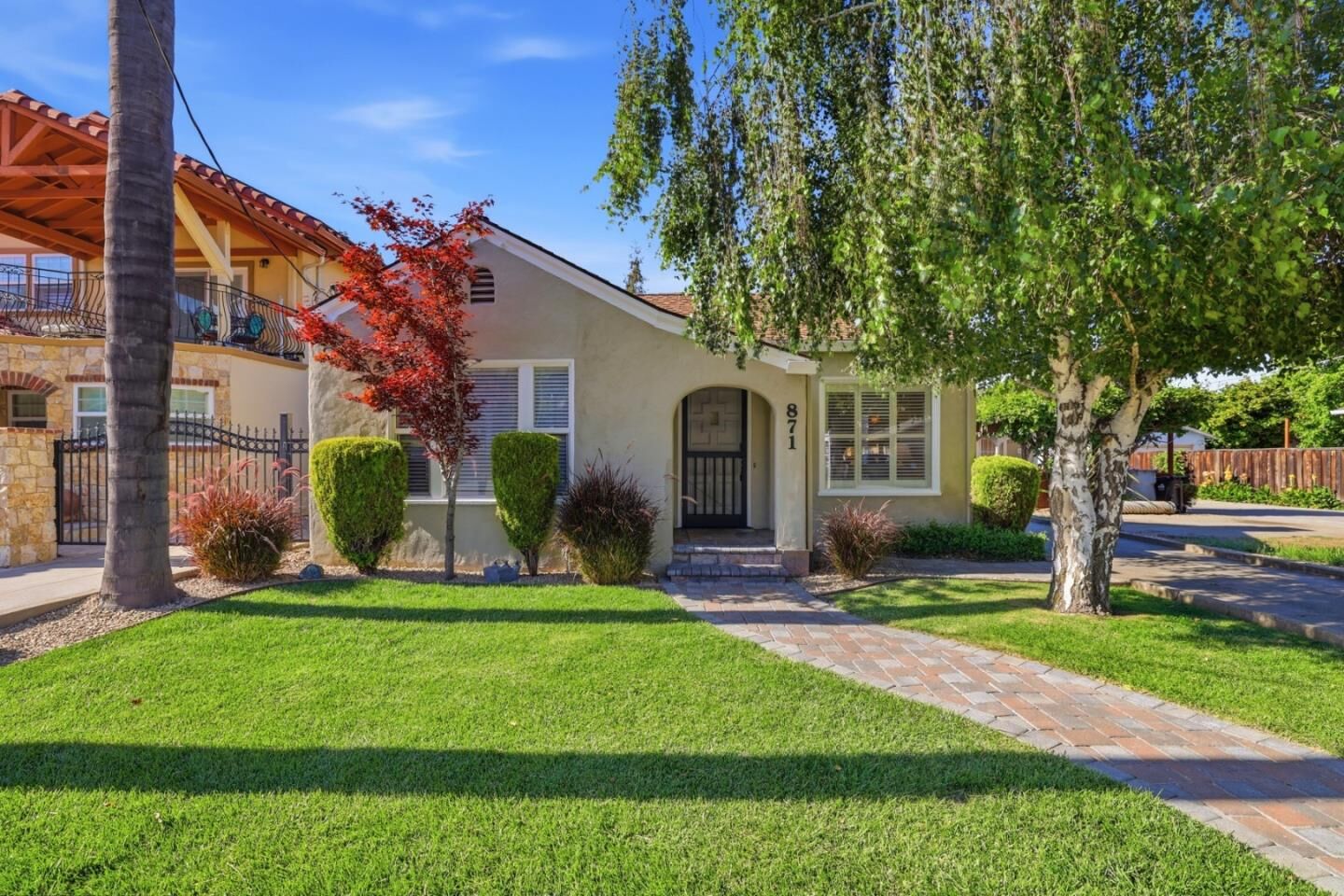Property Photo: 871 Paula Street CA 95126