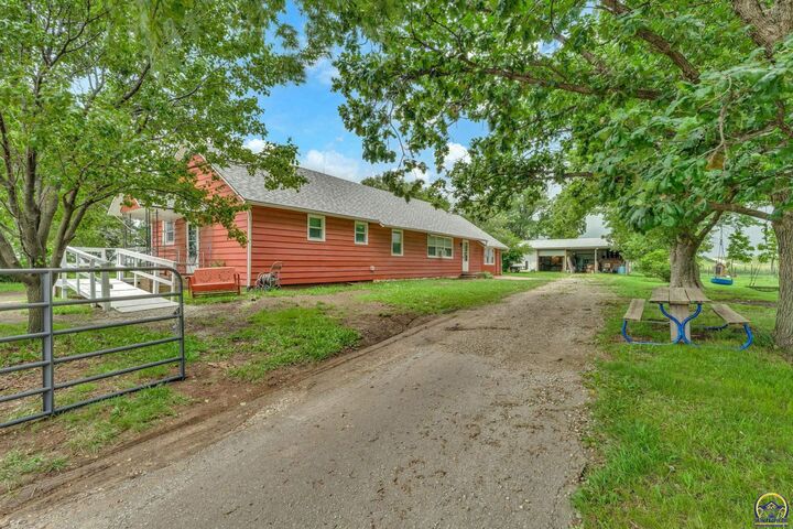 Property Photo:  3184 158th Rd  KS 66418 