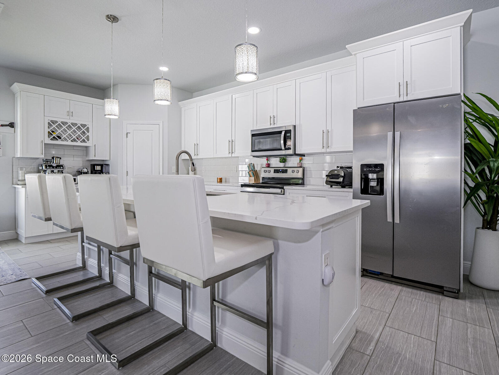 Property Photo:  3010 Eldron Boulevard SE  FL 32909 