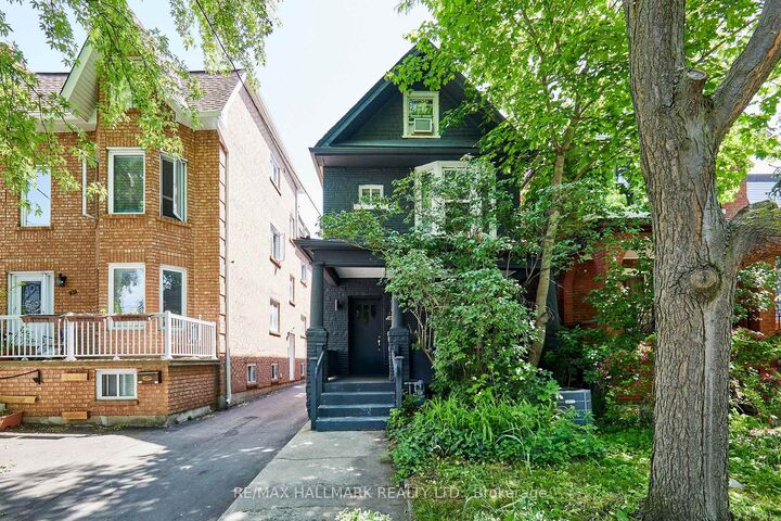Property Photo: 837 Gladstone Avenue ON M6H 3J7