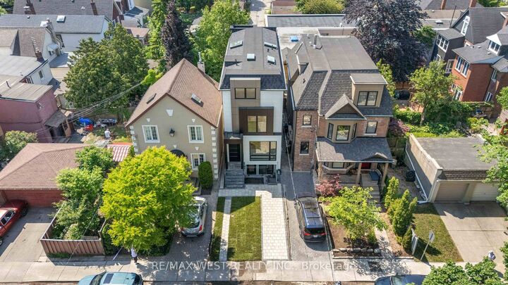 Property Photo: 15 Cruikshank Avenue ON M4K 1S6
