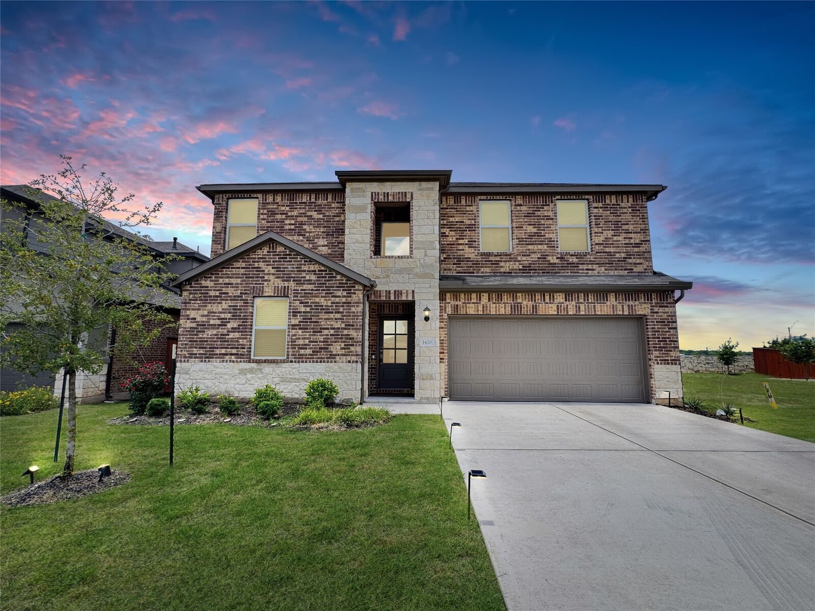 Property Photo: 1420 Carvin Way TX 78660