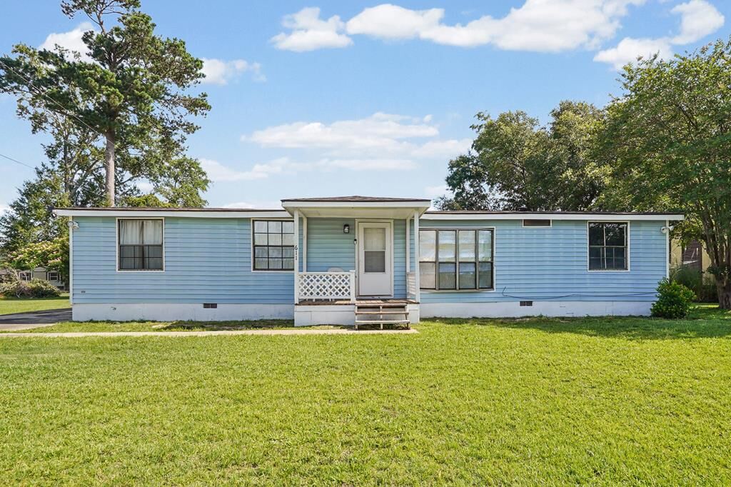Property Photo:  611 Heartwood Lane  GA 31705 