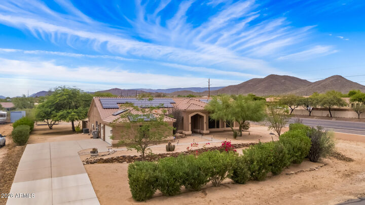 Property Photo:  512 E Jordon Lane  AZ 85086 