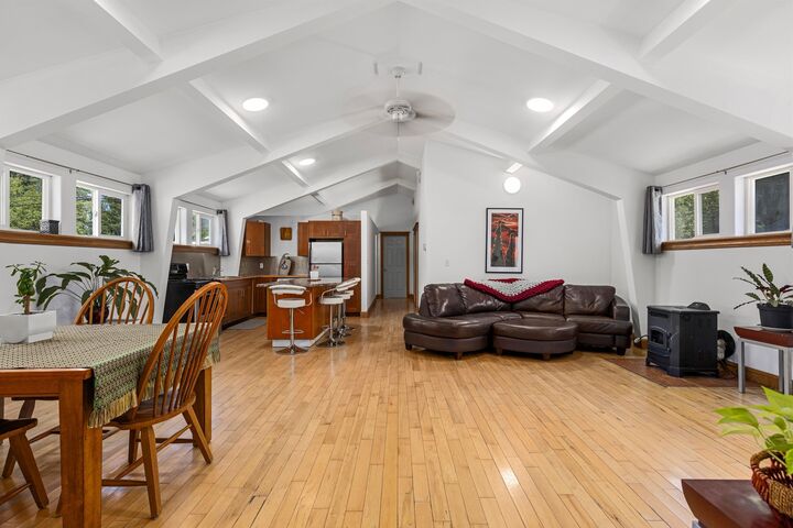 Property Photo: 7596 Taylor Road BC V0N 2L0