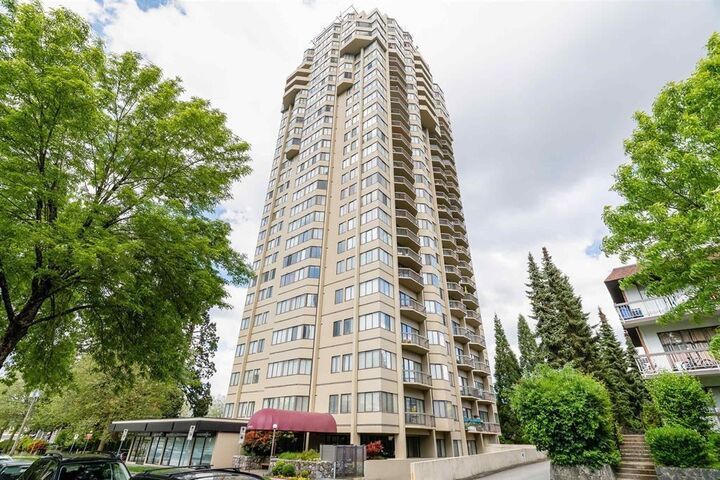 Property Photo: 6540 Burlington Avenue 1401 BC V5H 4G3