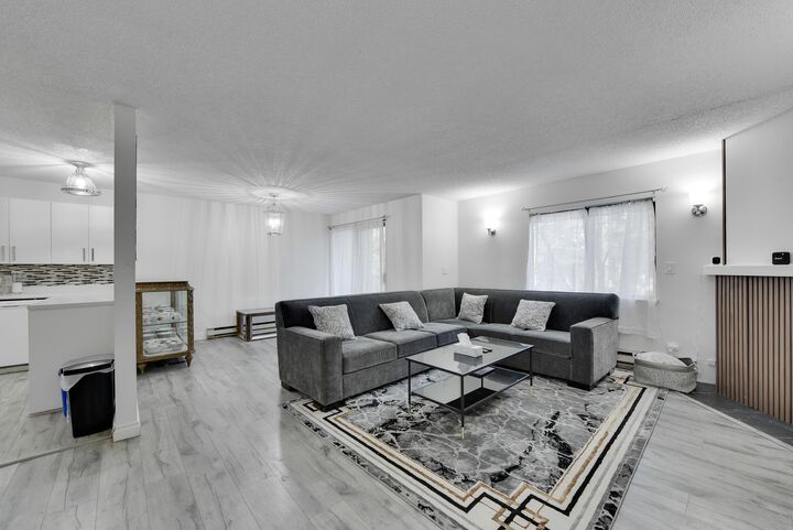 7064 133B Street 203 — photo 1