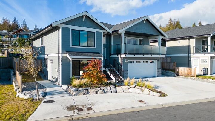 Property Photo: 5629 Kingbird Crescent BC V7Z 0S4