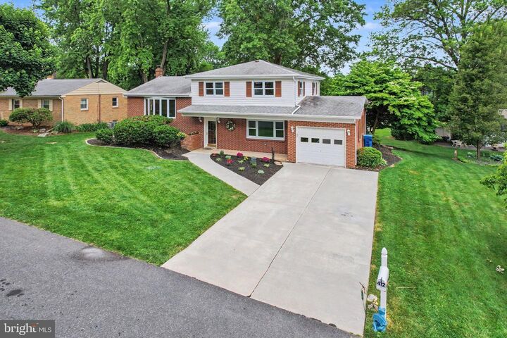 Property Photo:  412 Allegheny Drive  PA 17055 
