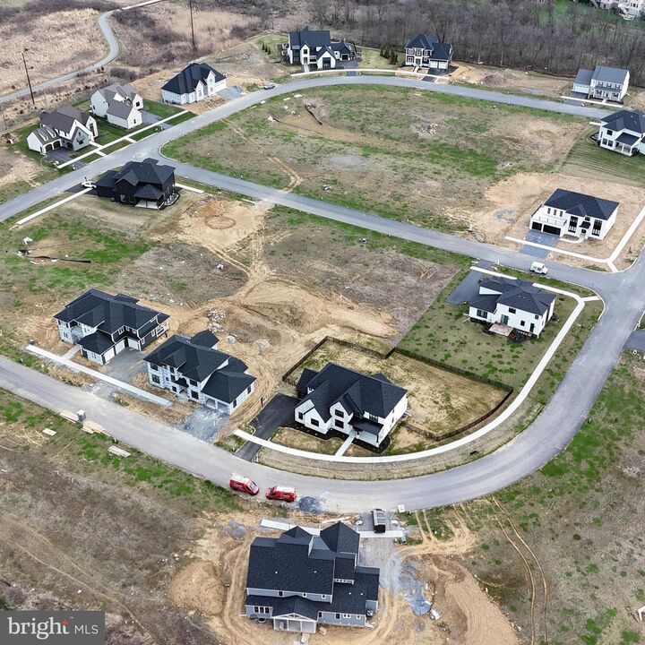 Property Photo:  602 Dolly Drive  PA 17601 