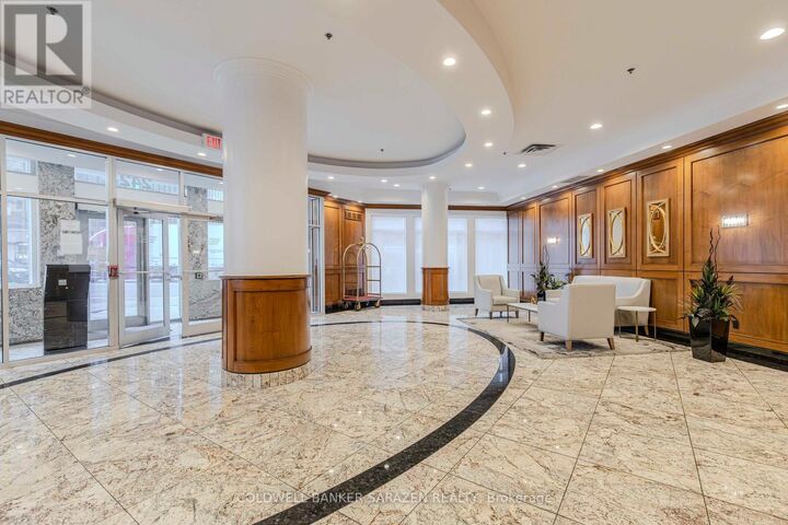 Property Photo:  242 Rideau Street 2601  ON K1N 0B7 