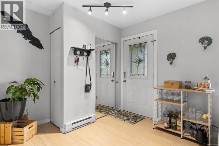 Property Photo: 661 Marlisa Place BC V9B 4Y8