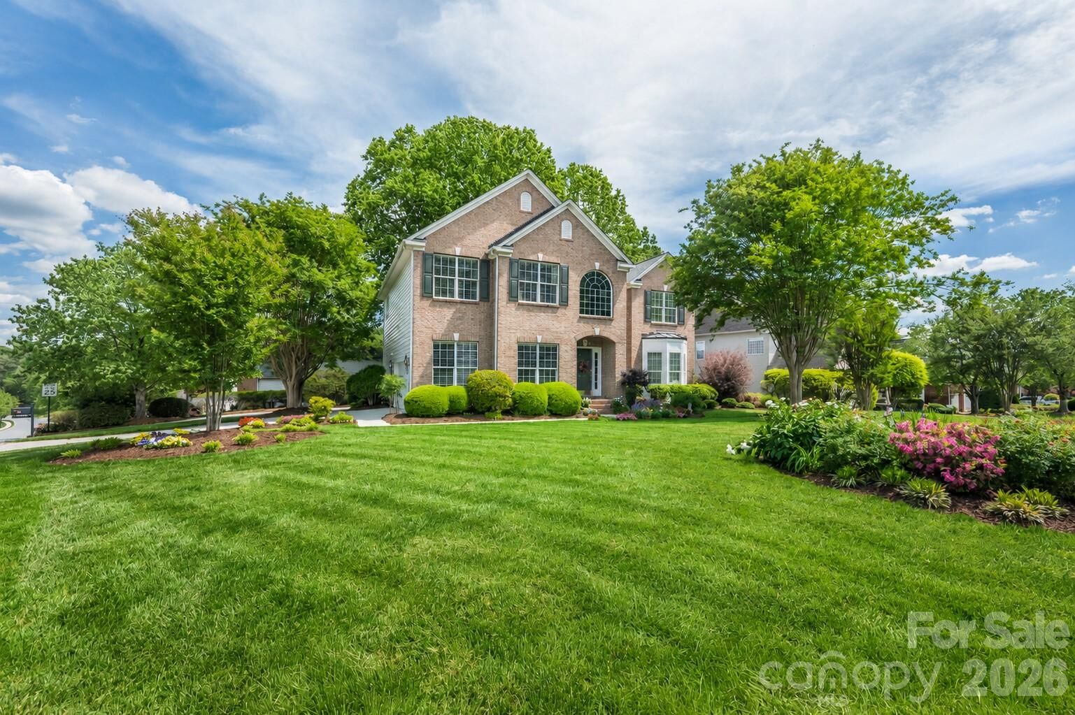 Property Photo:  15936 Northstone Drive  NC 28078 