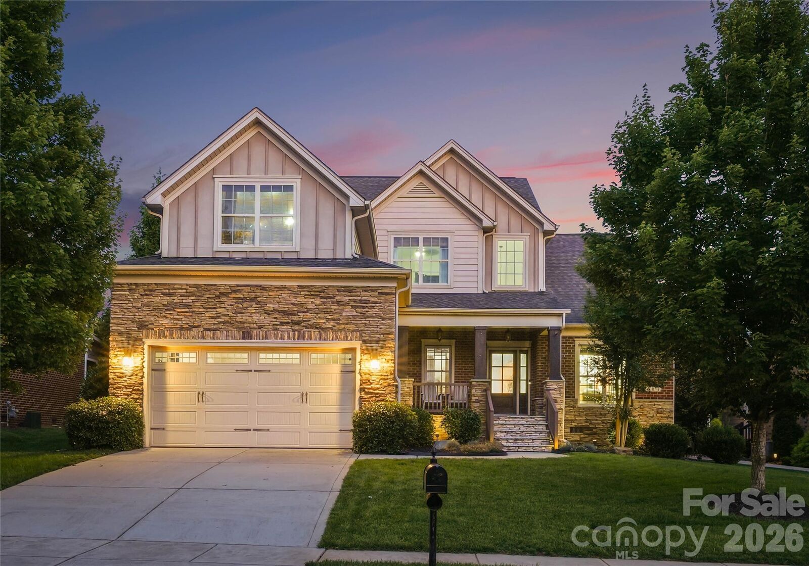 Property Photo:  803 Five Leaf Lane  NC 28173 