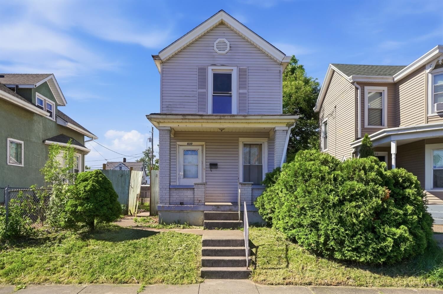 Property Photo:  839 Forest Avenue  OH 45015 