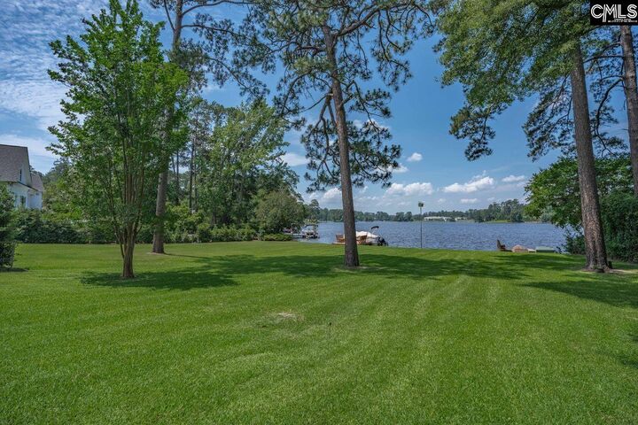 Property Photo: 5921 Lakeshore SC 29206