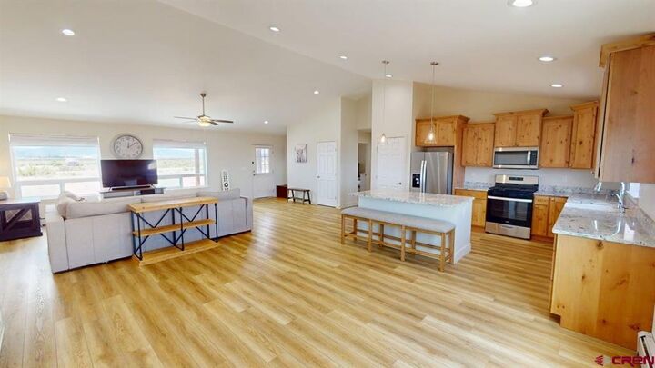 Property Photo:  8762 Ridgetop Drive  CO 81101 