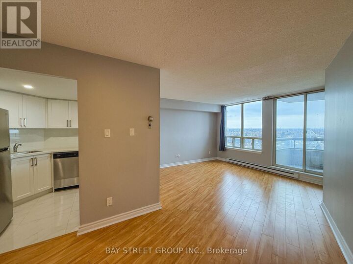 Property Photo: 150 Alton Towers Circle 1007 ON M1V 4X7