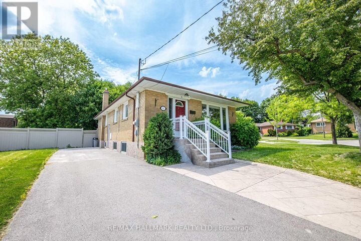 Property Photo:  6 Paloma Place Main  ON M1J 1P7 