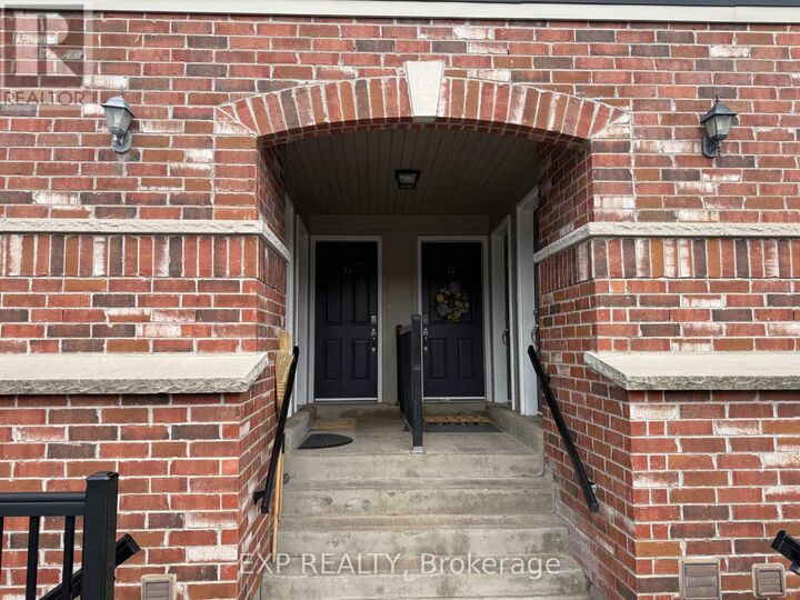Property Photo: 5 Armstrong Street 31 ON L9W 0C5