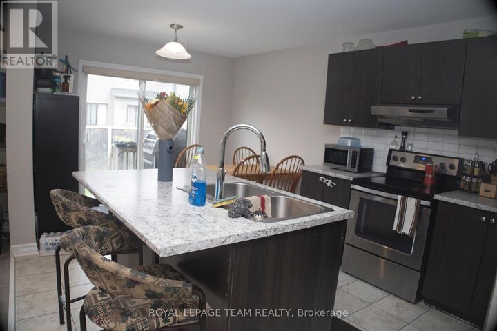 Property Photo: 139 Sweetwater Lane ON K2T 0L3