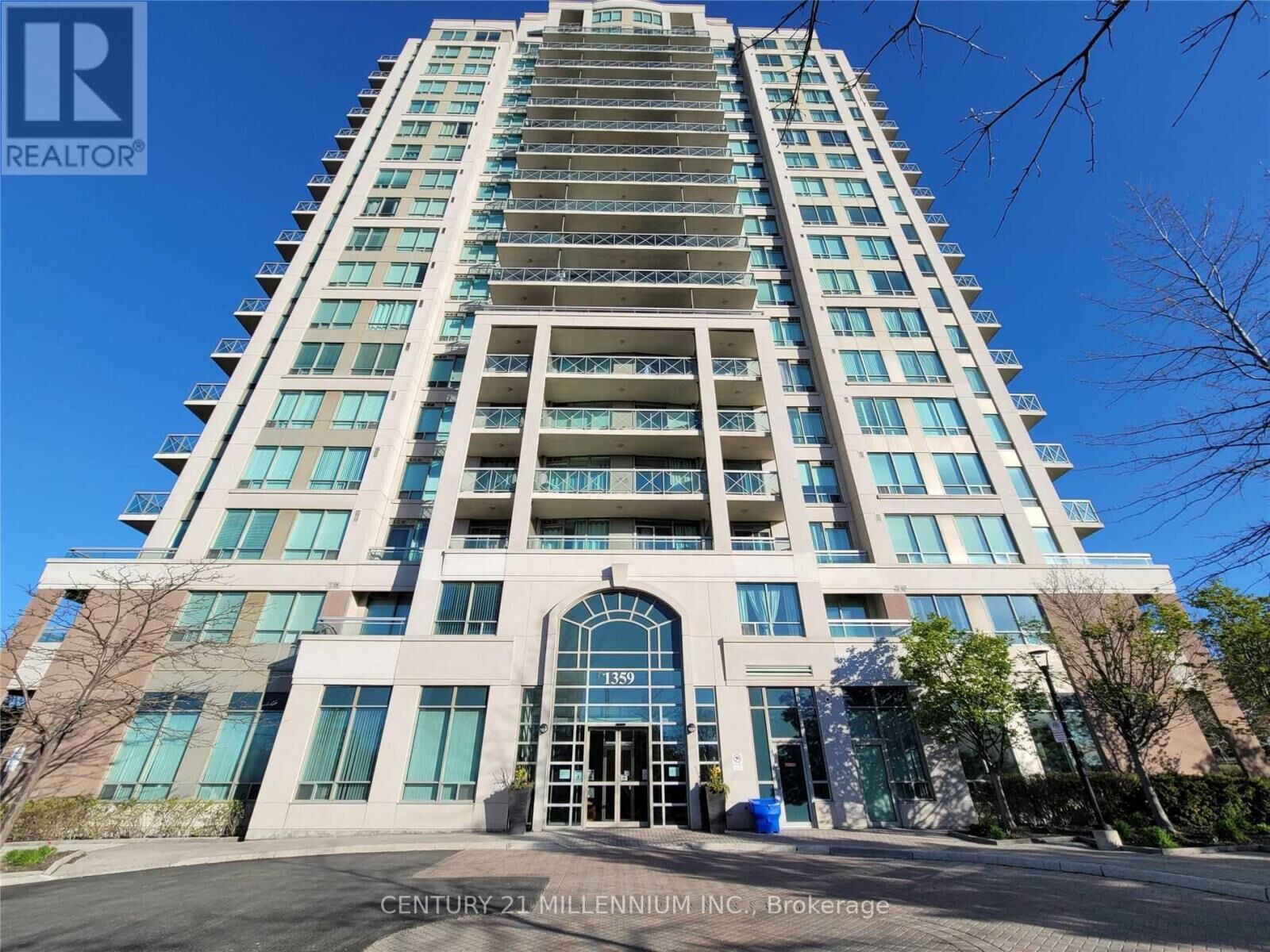 Property Photo:  1359 Rathburn Road East 1014  ON L4W 5P7 