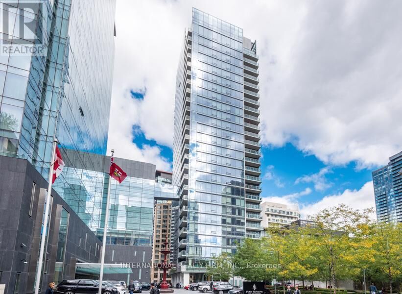 Property Photo:  55 Scollard Street 702  ON M5R 0A1 
