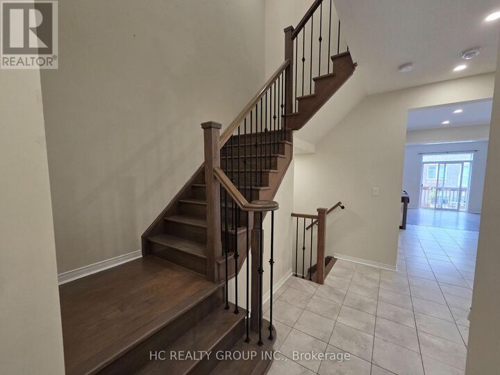 Property Photo:  64 Rimrock Crescent North  ON L1N 0E5 