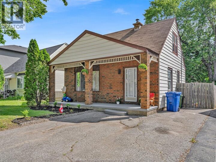 Property Photo:  1218 California Avenue  ON N9B 2Z9 