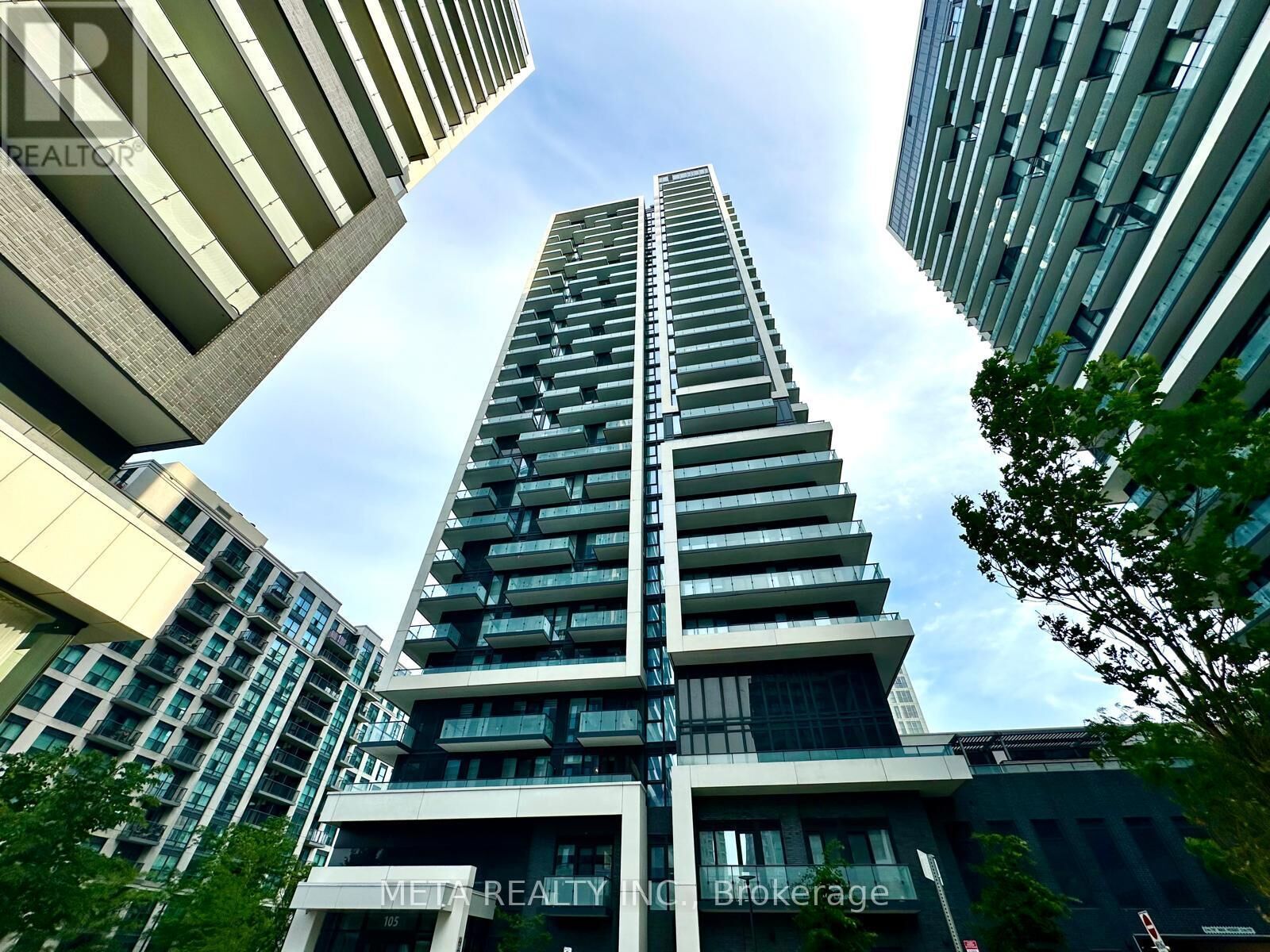 Property Photo:  105 Oneida Crescent 2710  ON L4B 0H6 